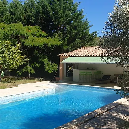 Location Saisonniere Vila Pierrevert Exterior foto